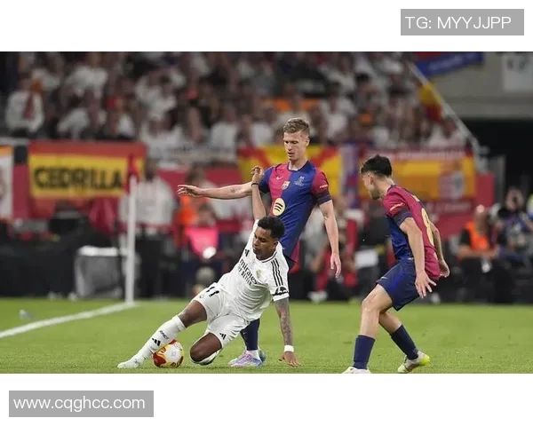 皇马与国足激战成和比分揭晓球迷热议赛事精彩瞬间 皇马与国足激战成和比分揭晓球迷热议赛事精彩瞬间